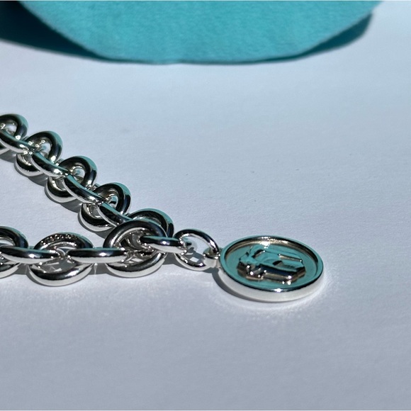 AUTH Tiffany & Co. bracelet w/ rare Lexicon giftbox charm🎁 - Picture 10 of 17